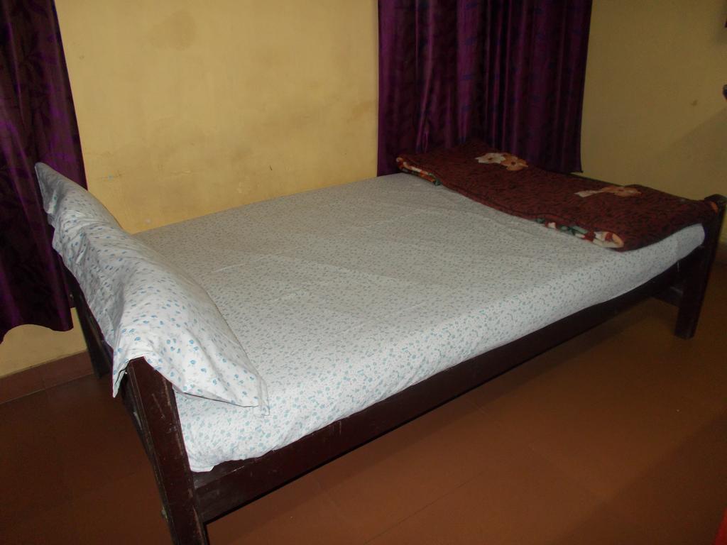 Guruvayur Bunglow Ξενοδοχείο Εξωτερικό φωτογραφία