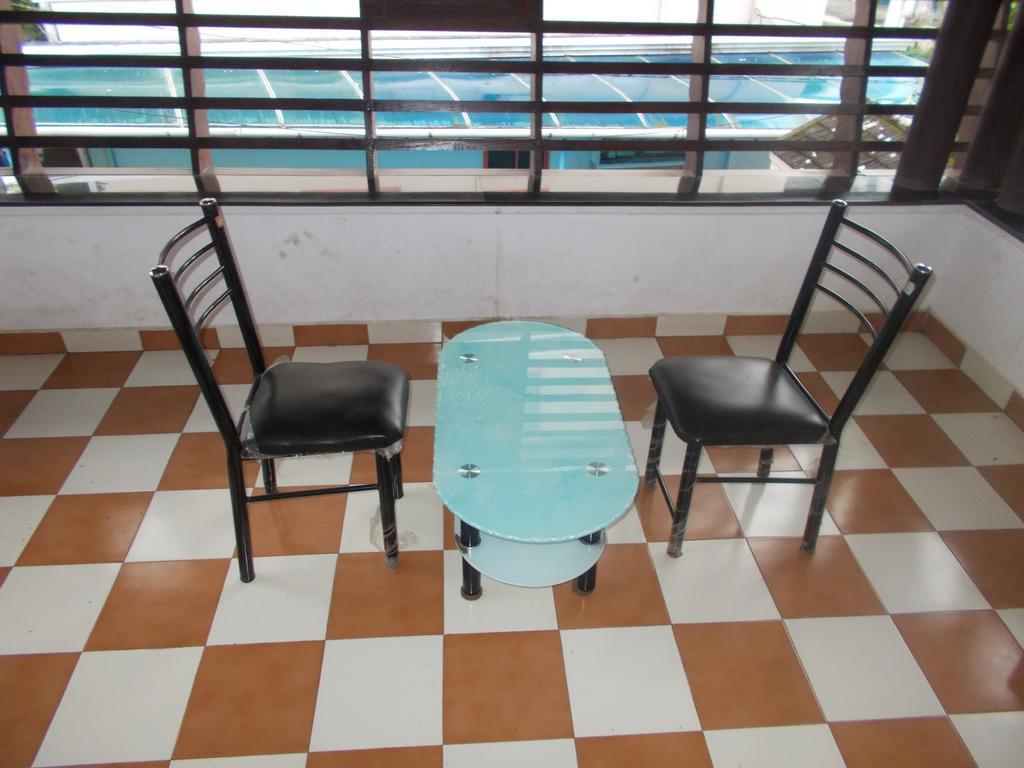 Guruvayur Bunglow Ξενοδοχείο Εξωτερικό φωτογραφία