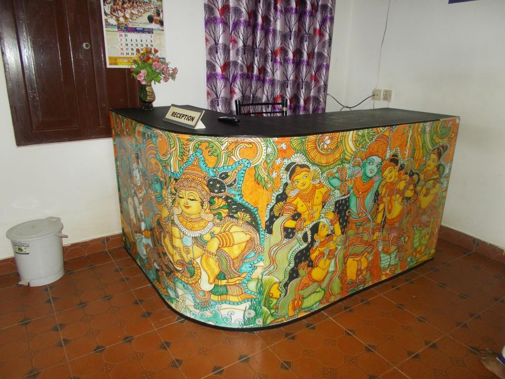 Guruvayur Bunglow Ξενοδοχείο Εξωτερικό φωτογραφία
